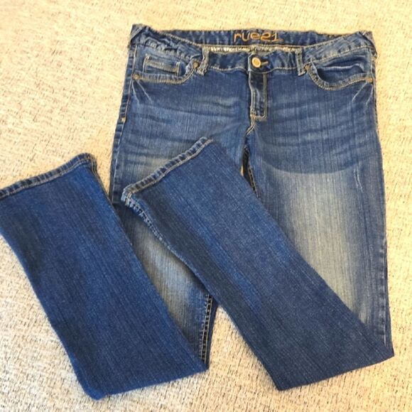 Rue21 Blue Skinny Jeans with Faded Wash - Picture 1 of 7
